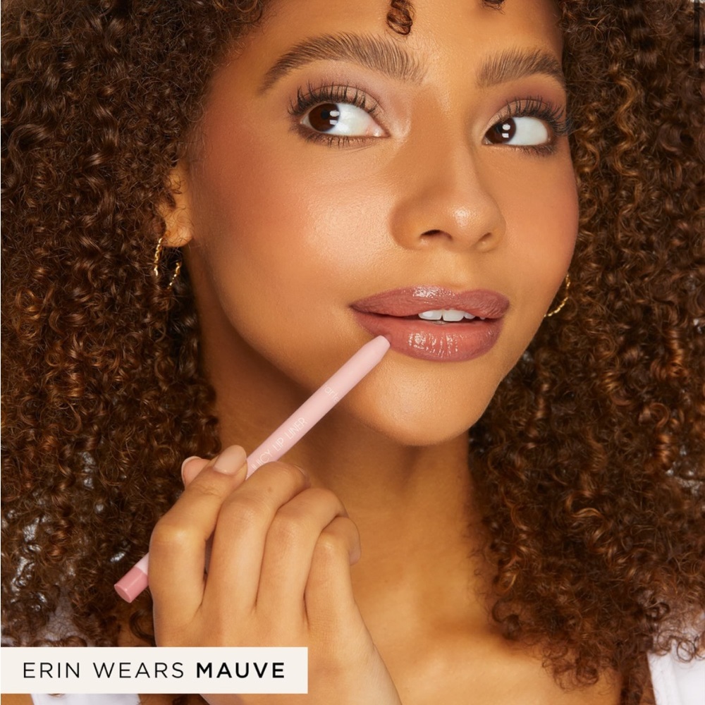 Maracuja juicy lip liner in soft pink - Picture 5 of 11